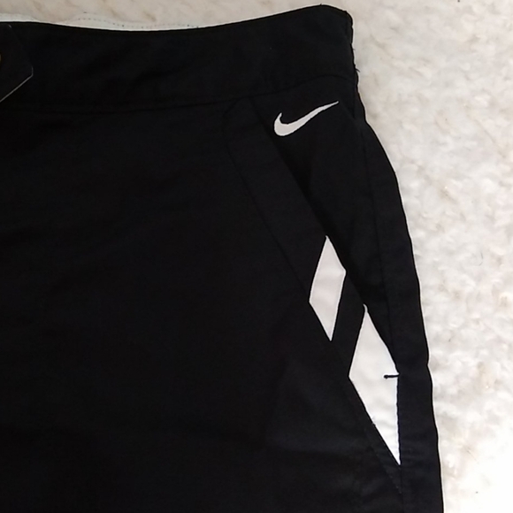 Nike Womens SZ Small Convertable Roll Tab Hem Golf Capris Shorts Black Pockets - Picture 5 of 11